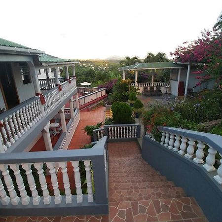 Classique International In Dominica Marigot Exterior photo