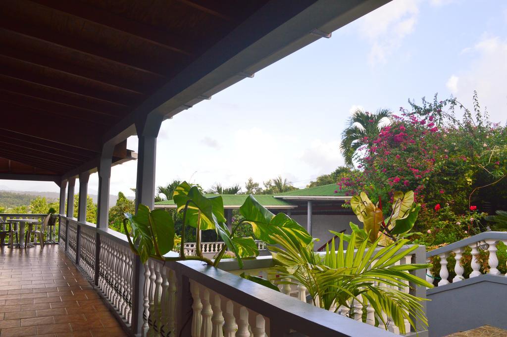 Classique International In Dominica Marigot Exterior photo