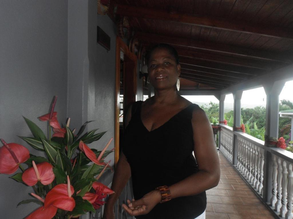 Classique International In Dominica Marigot Exterior photo